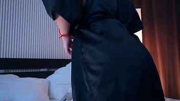 Îi este scârbă de pula dar ii place placerea sexului