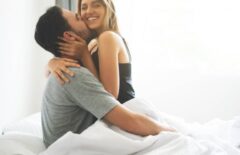 Filmele porno online și influența lor asupra relațiilor moderne